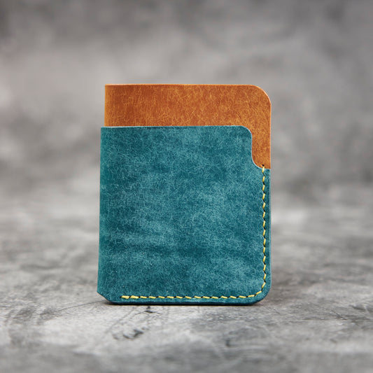 Big Bur Oak Card Sleeve - Pueblo Leather