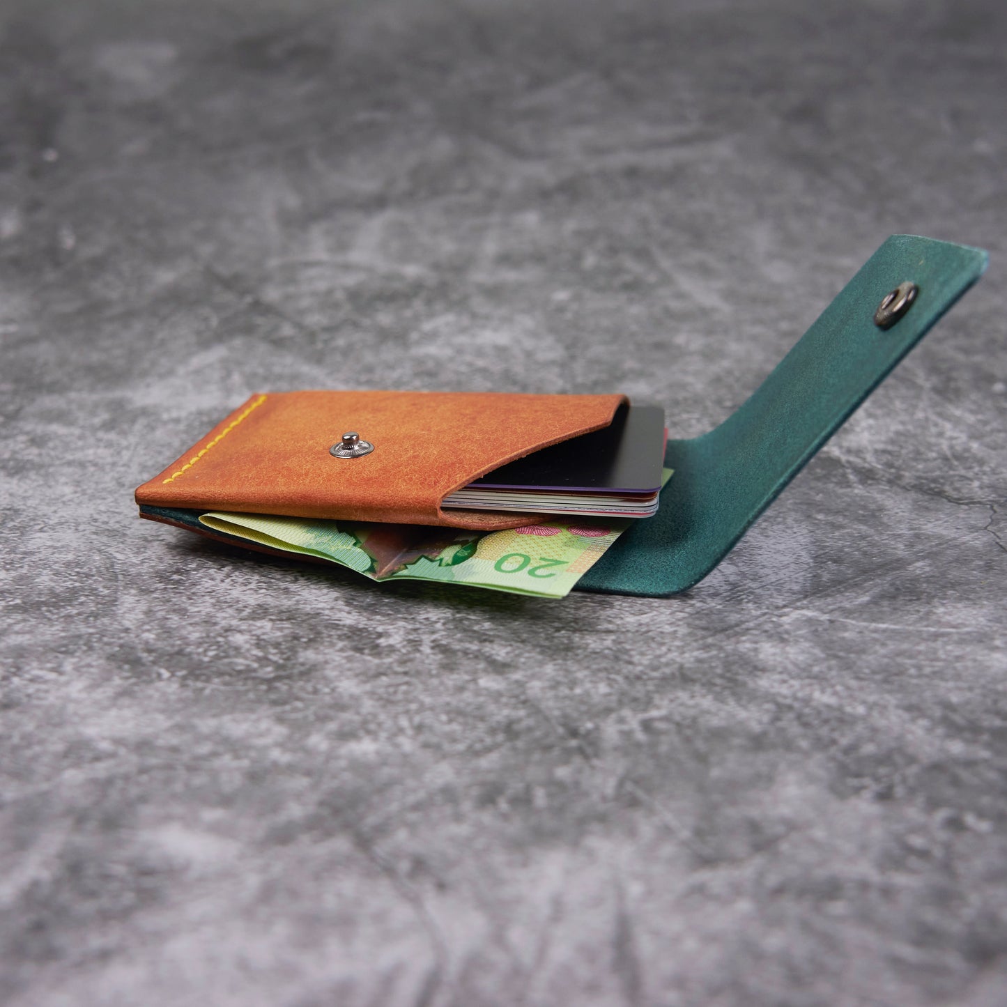 Chestnut Oak Minimalist Wallet